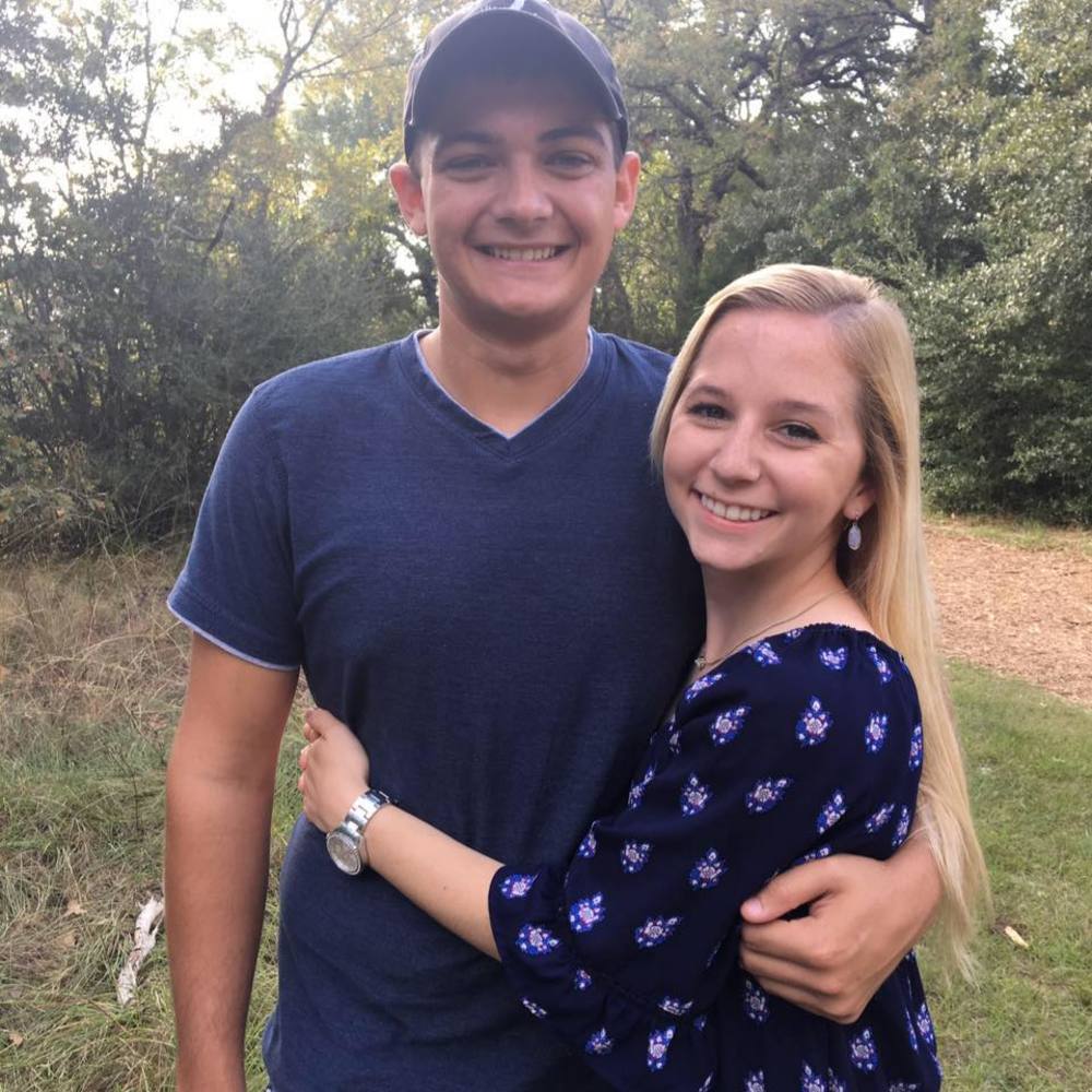 Meet your Posher, Avery